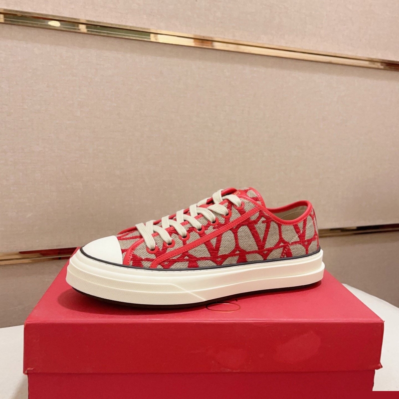 Valentino Sneakers